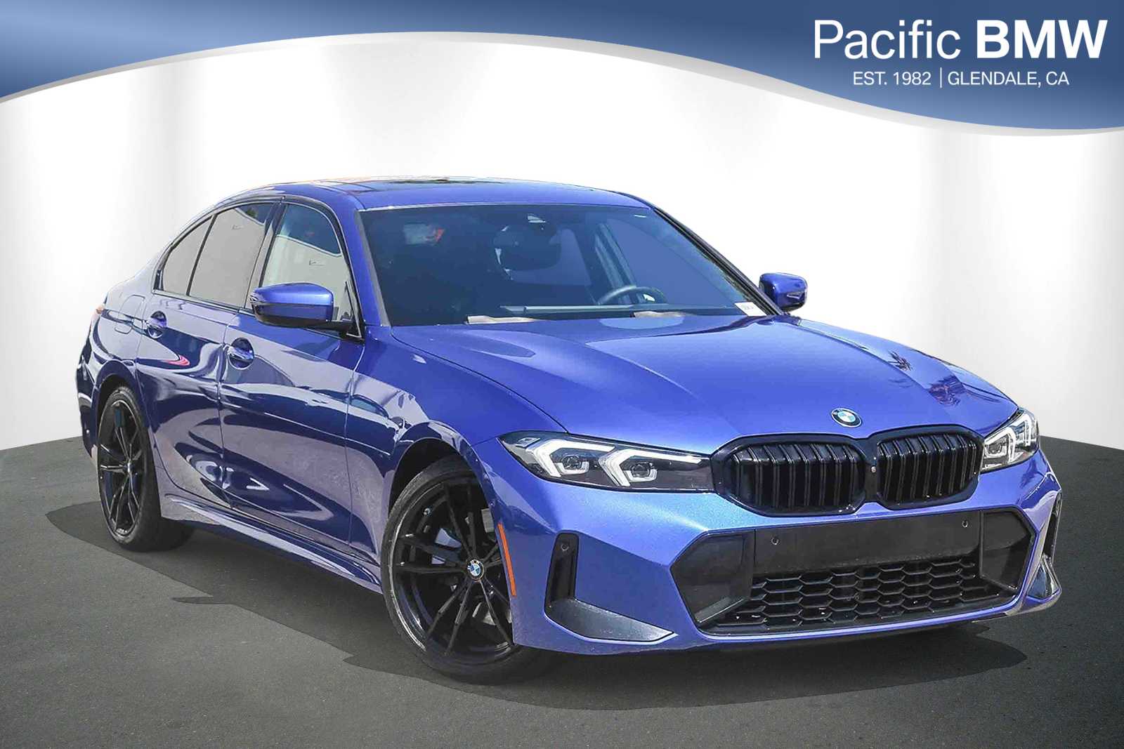 Portimao Blue Metallic 2024 BMW 3 Series 330i RWD Sedan Rear-Wheel Drive 8-Speed Automatic