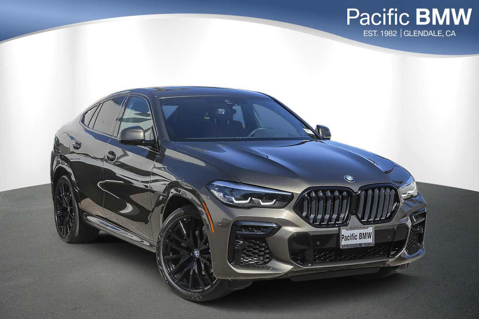 2023 BMW X6 xDrive40i AWD