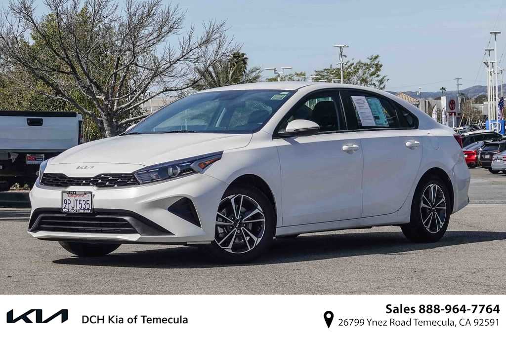 2024 Kia Forte LXS FWD