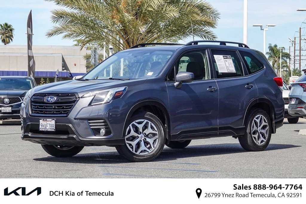 2023 Subaru Forester Premium Crossover AWD