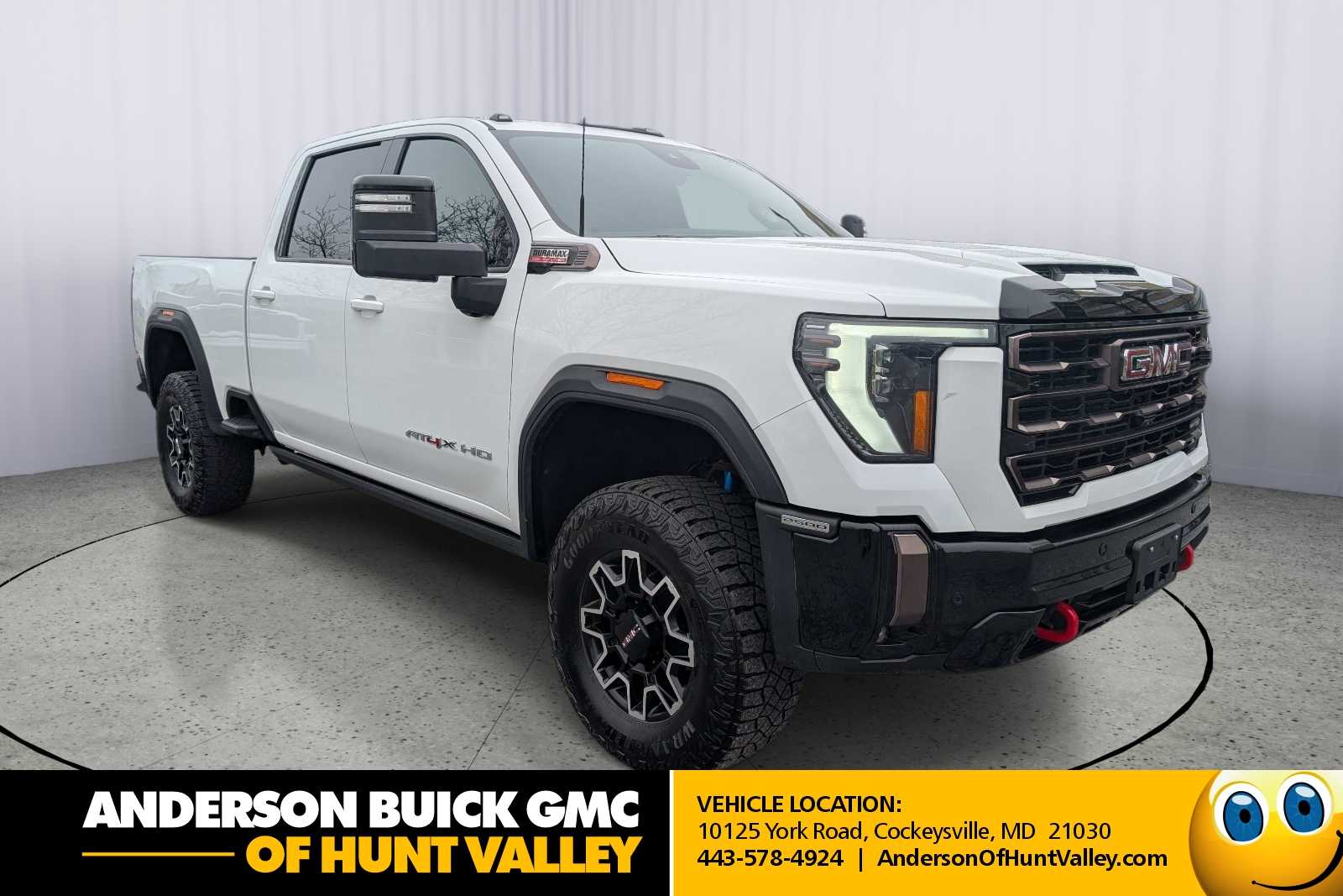 Summit White 2024 GMC Sierra 2500HD AT4X Crew Cab 4WD Pickup Truck Four-Wheel Drive Automatic
