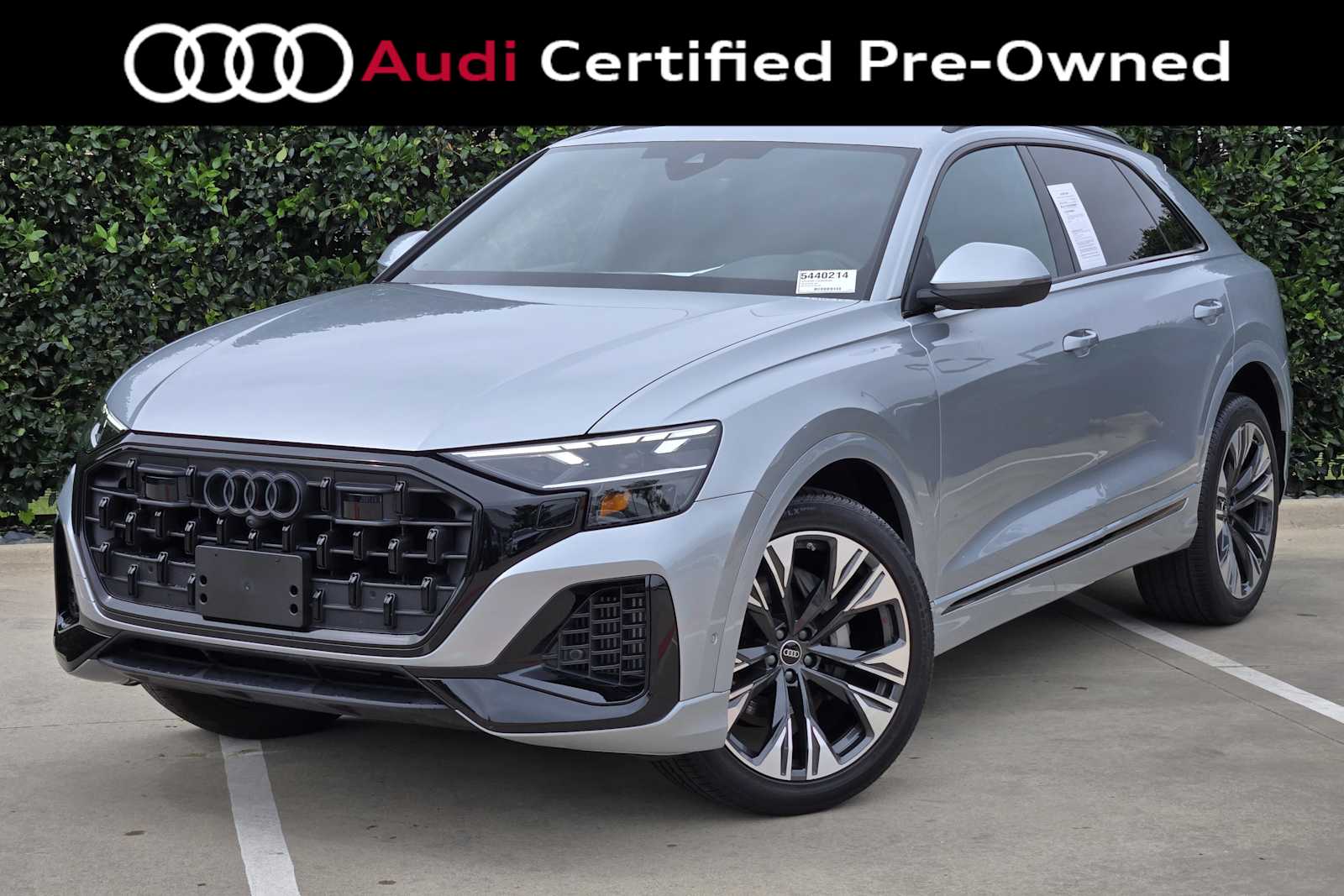 2025 Audi Q8