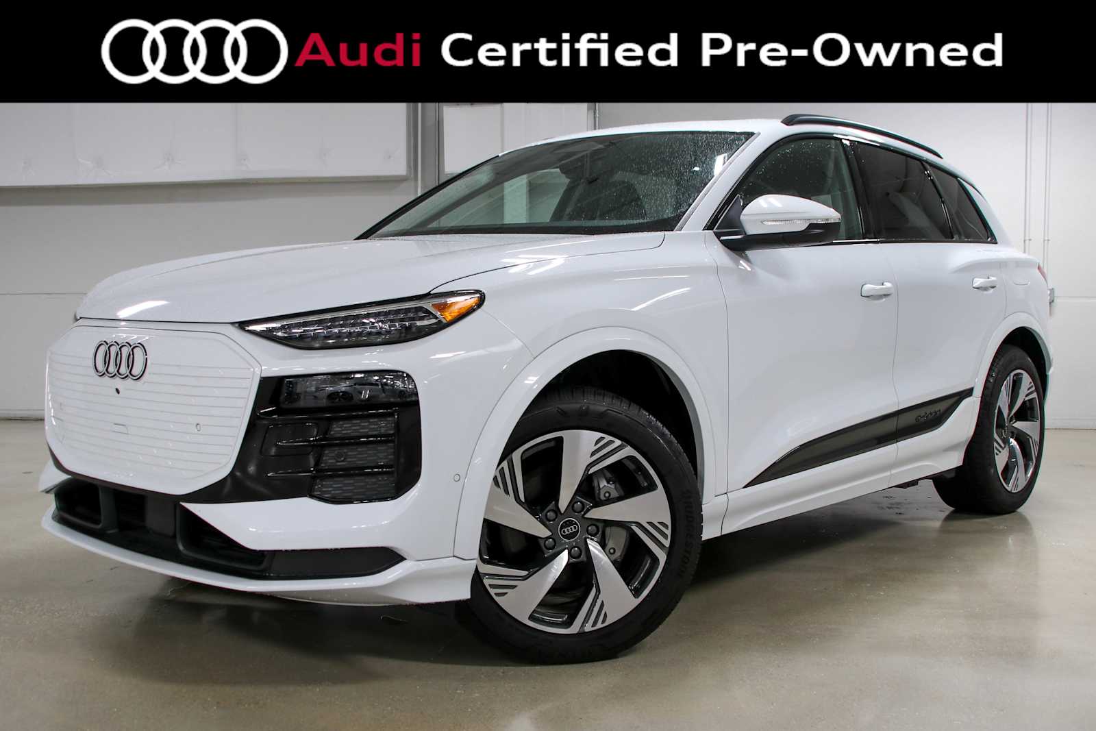 2025 Audi Q6 e-tron Premium Plus