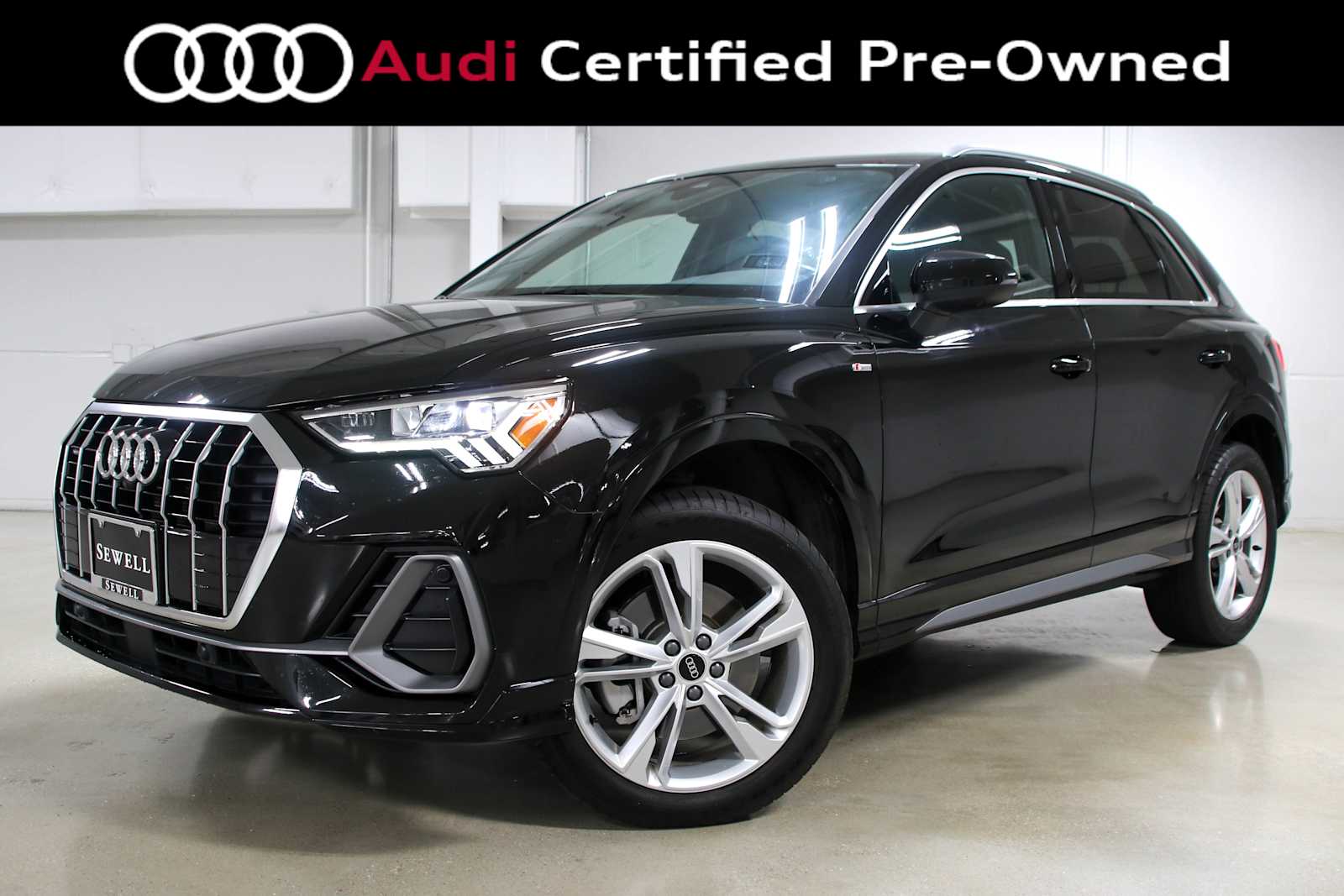 2022 Audi Q3 S line Premium Plus