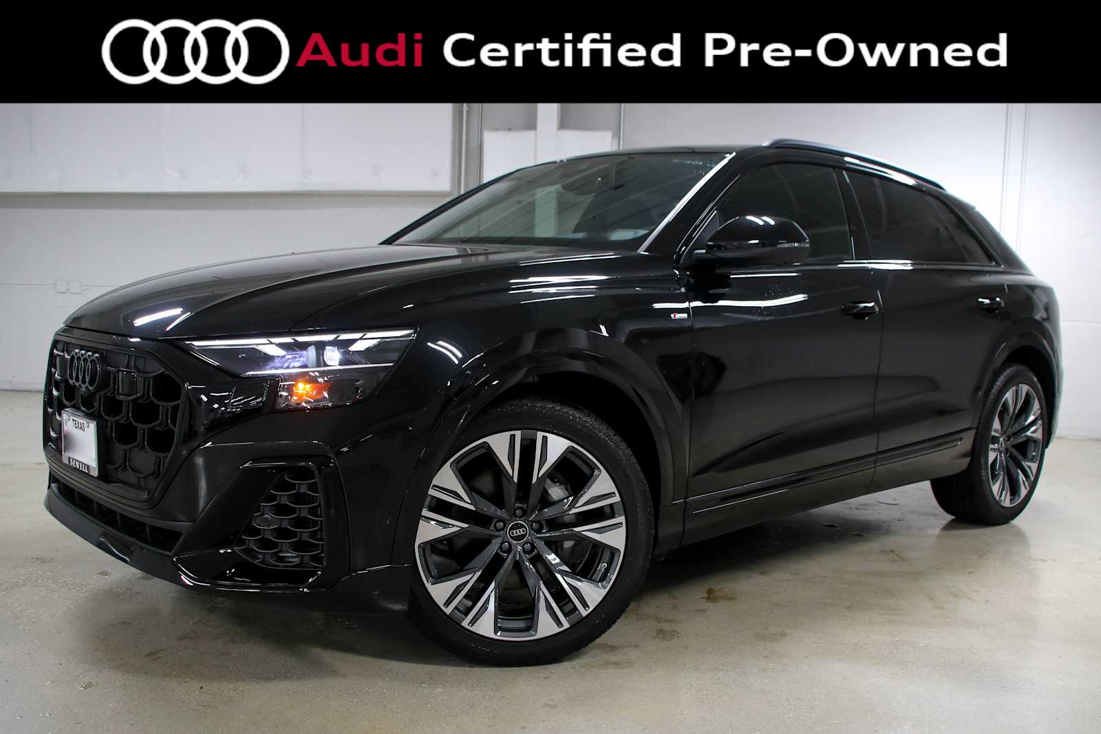 2026 Audi Q8 55 Premium Plus quattro Tiptonic's photo