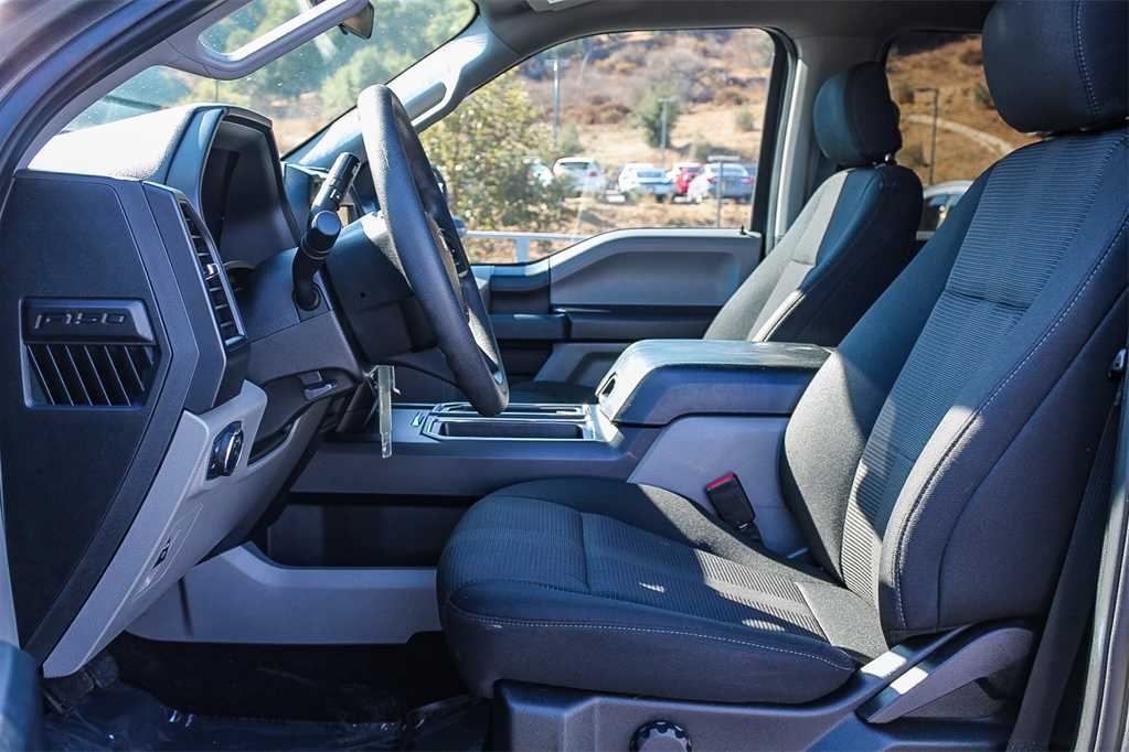 2019 Ford F-150 XL 2WD SuperCrew 5.5 Box 19