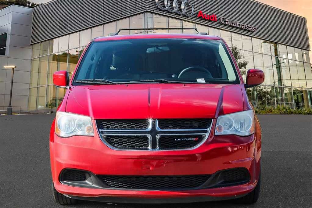 2013 Dodge Grand Caravan SXT 2