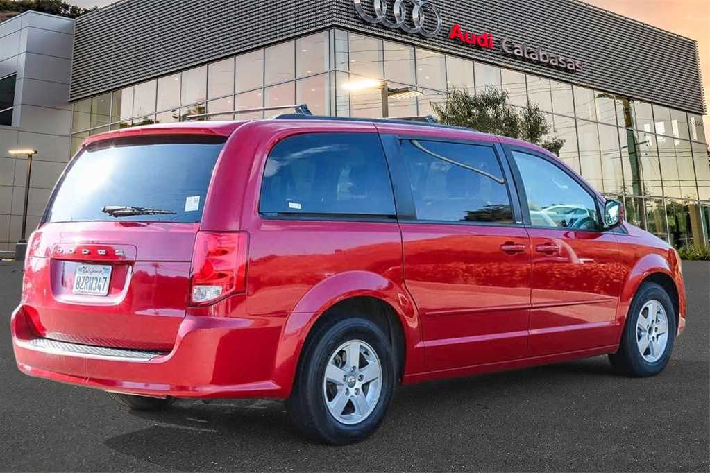 2013 Dodge Grand Caravan SXT 4