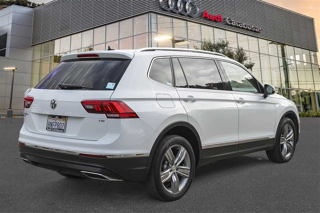 2018 Volkswagen Tiguan SEL Premium 4