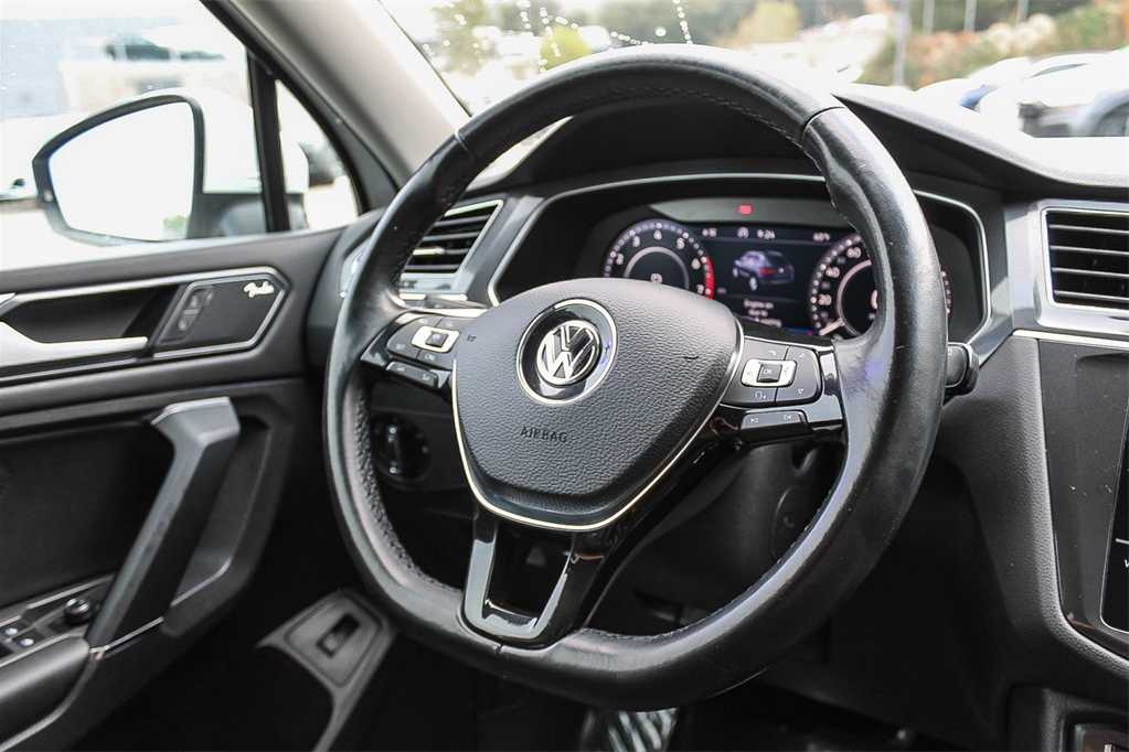 2018 Volkswagen Tiguan SEL Premium 15