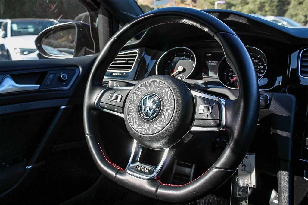 2018 Volkswagen Golf GTI S 15