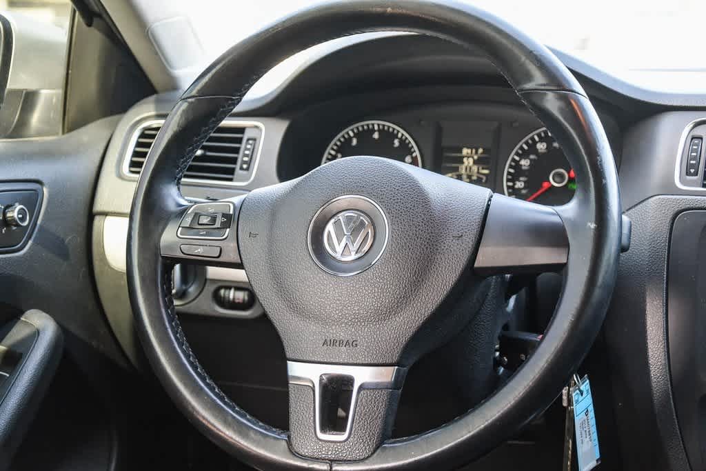2013 Volkswagen Jetta SE 14