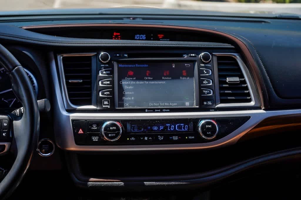 2019 Toyota Highlander Limited 14