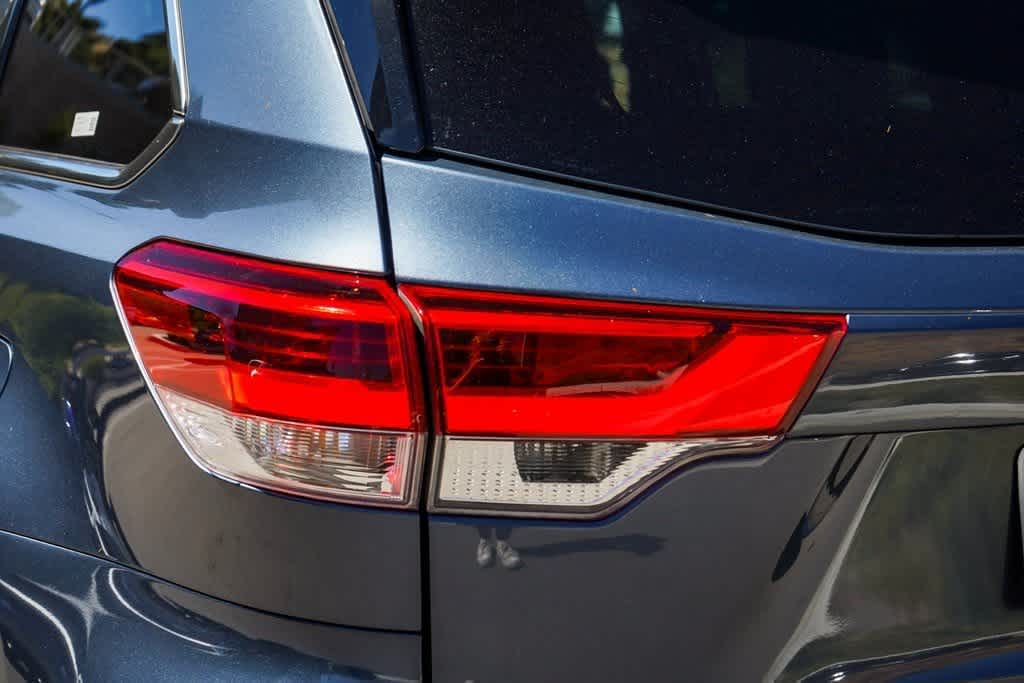 2019 Toyota Highlander Limited 7