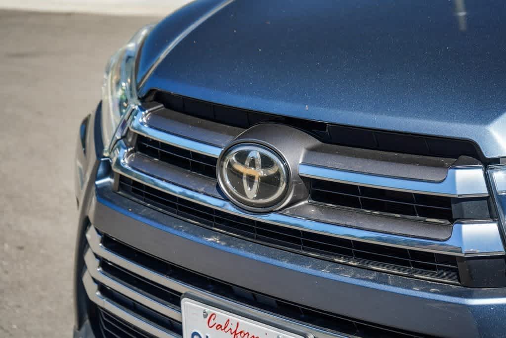 2019 Toyota Highlander Limited 9