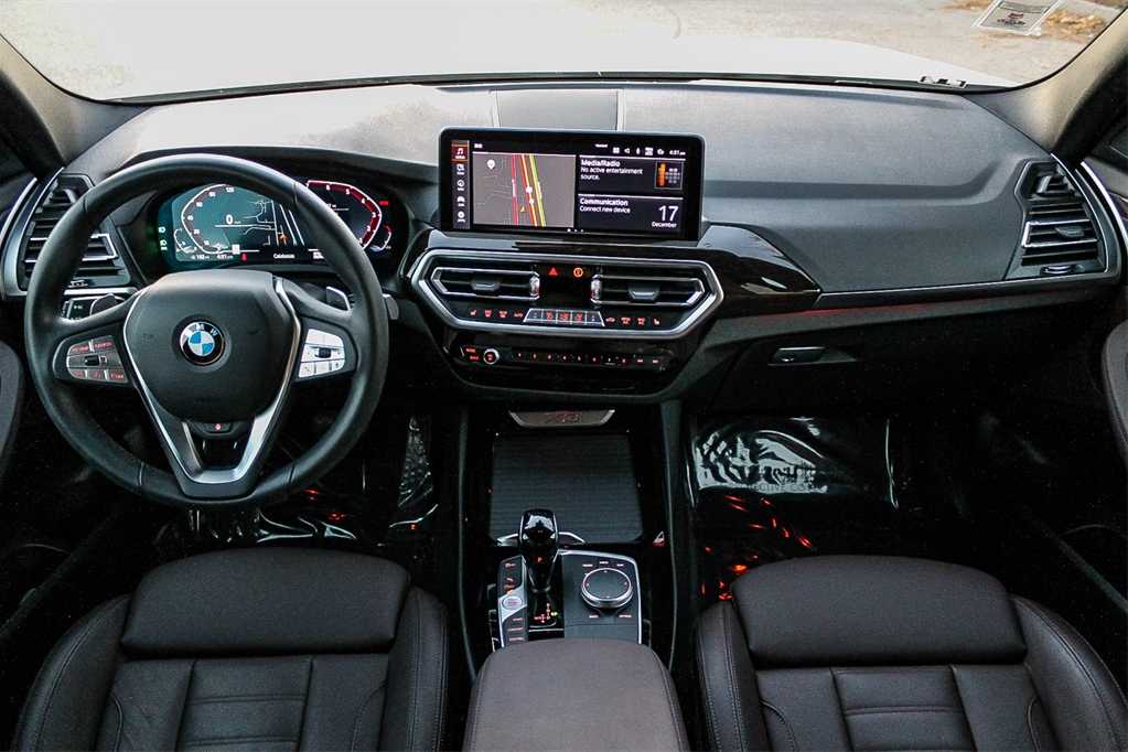 2022 BMW X3 sDrive30i 12