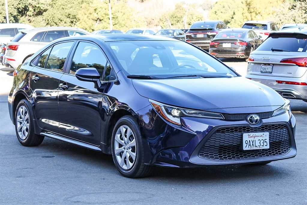 2022 Toyota Corolla LE 3