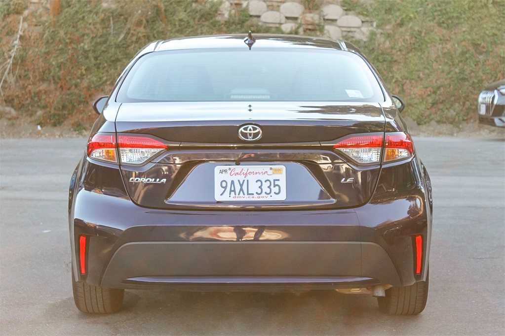 2022 Toyota Corolla LE 5