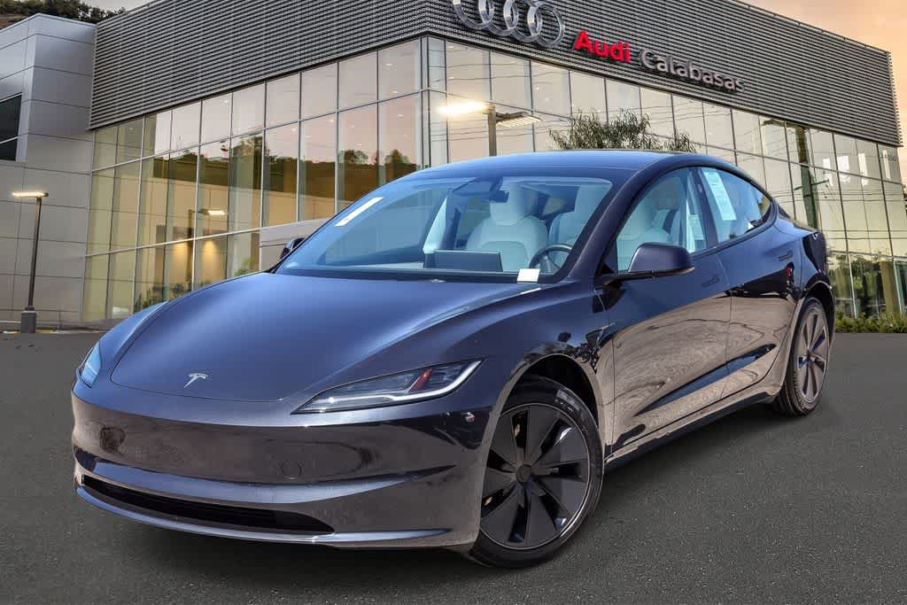 Gray 2025 Tesla Model 3 Long Range RWD Sedan Rear-Wheel Drive 1-Speed Automatic