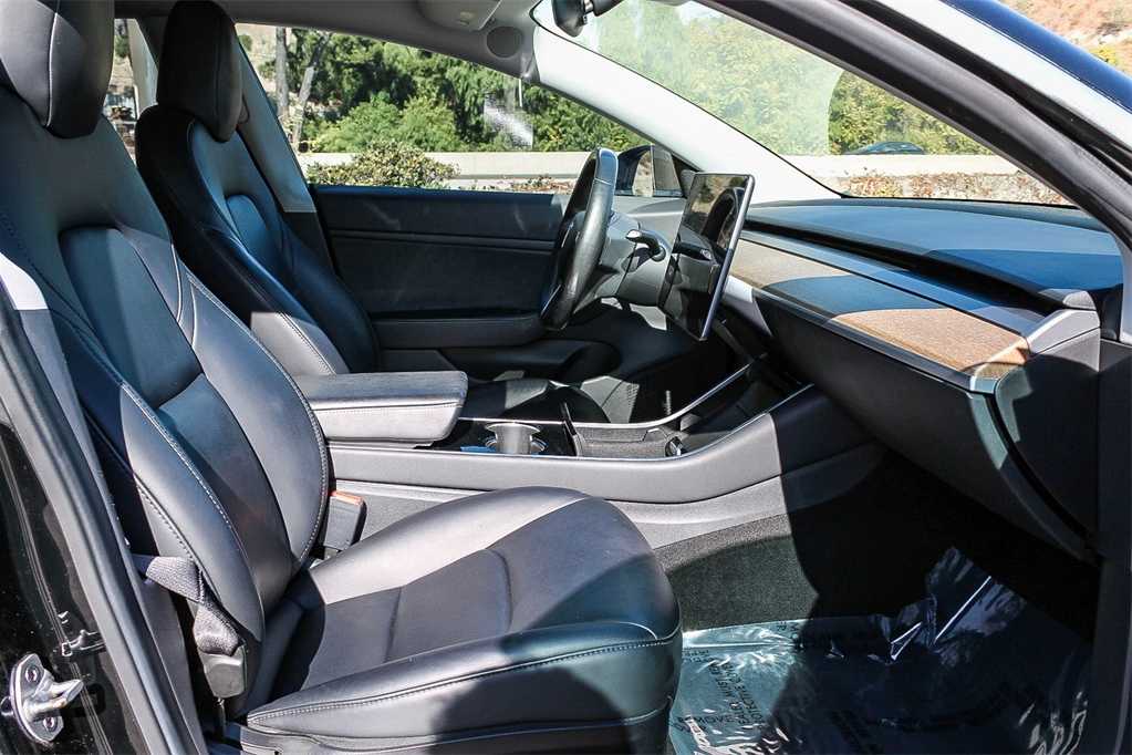 2019 Tesla Model 3  18