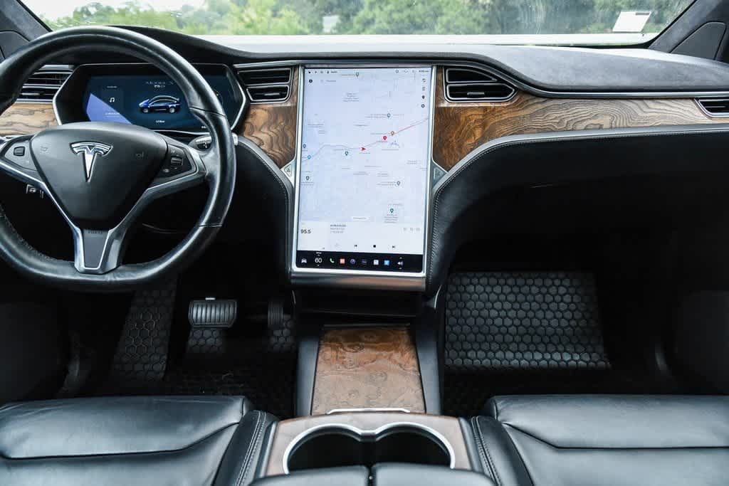 2017 Tesla Model X 75D 11