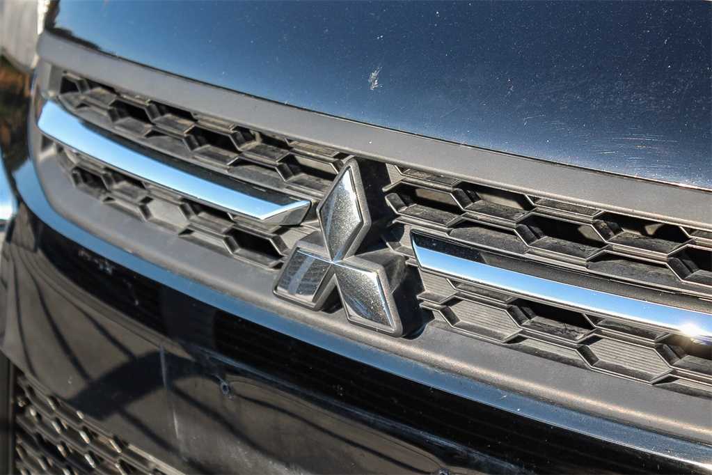 2018 Mitsubishi Outlander Sport LE 2.0 9