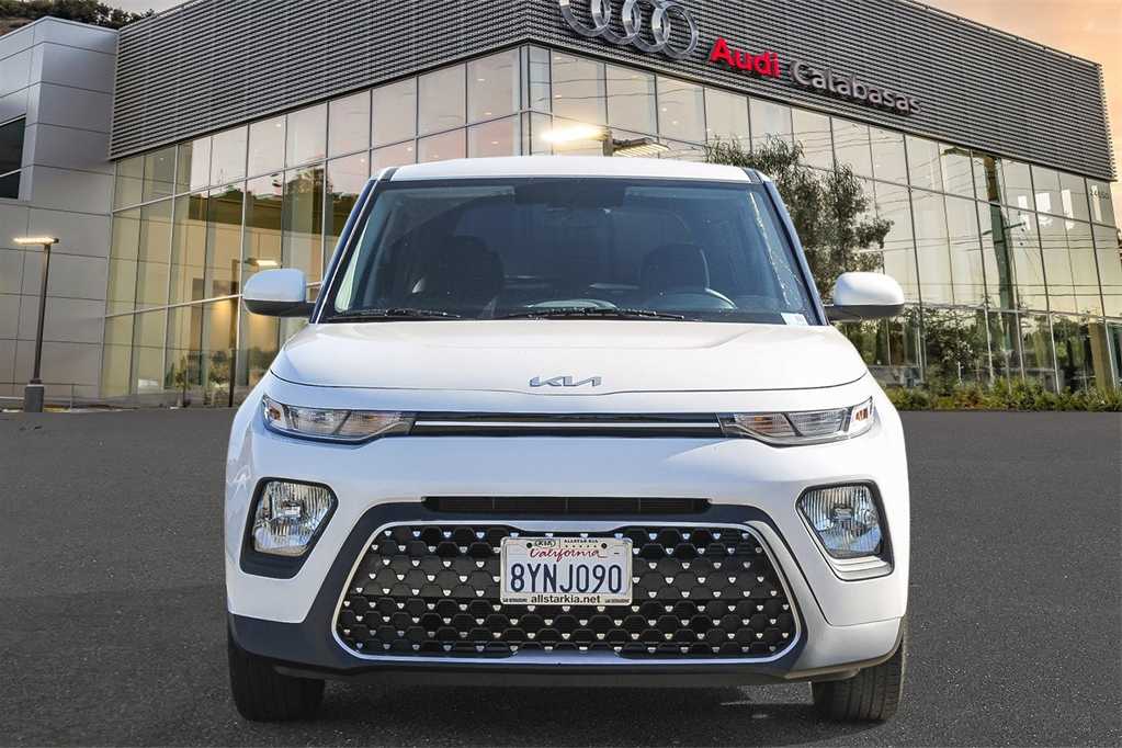 2022 Kia Soul LX 2