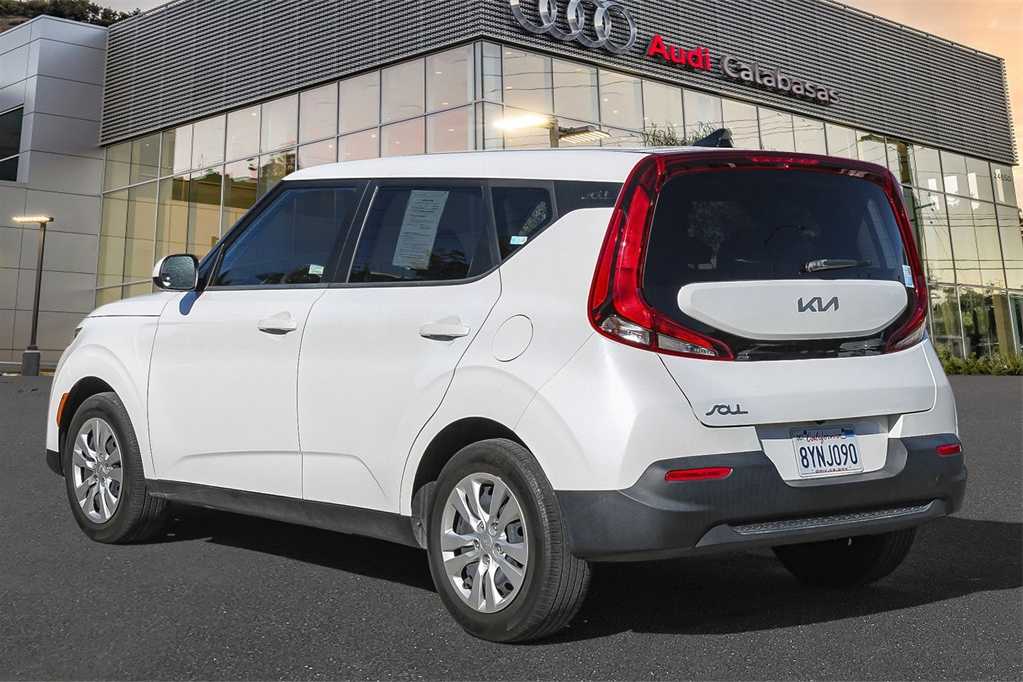 2022 Kia Soul LX 6