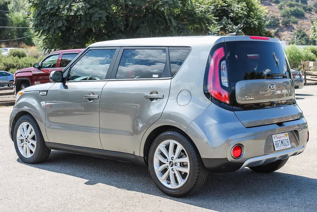 2018 Kia Soul + 6