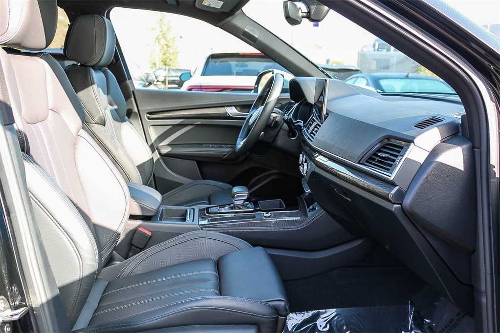 2022 Audi SQ5 Sportback Premium Plus 19