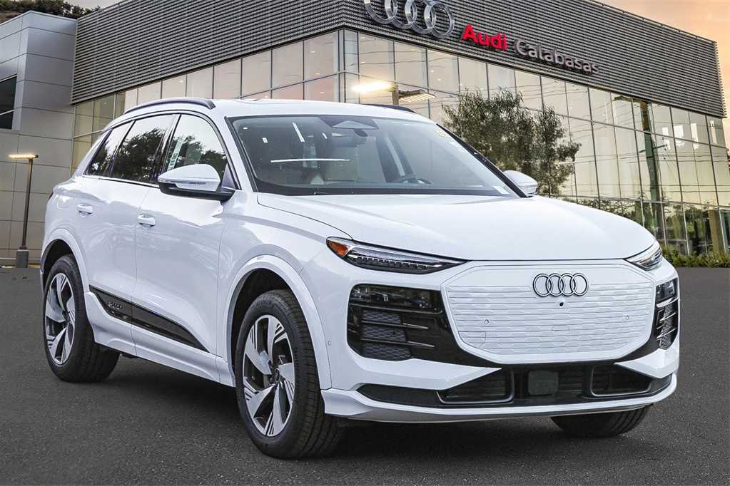 2025 Audi Q6 e-tron Premium Plus 3