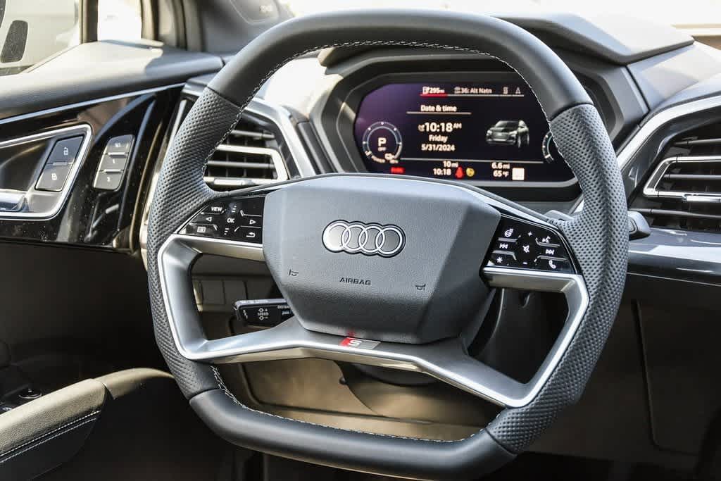 2024 Audi Q4 e-tron Sportback Premium Plus 14