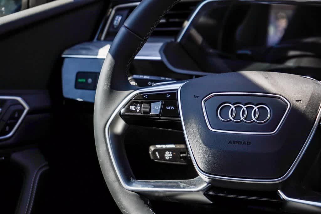 2024 Audi Q8 e-tron Premium 16