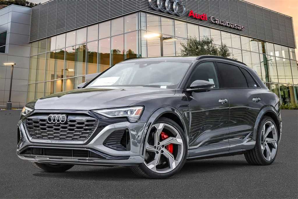 2024 Audi SQ8 e-tron Premium Plus 1