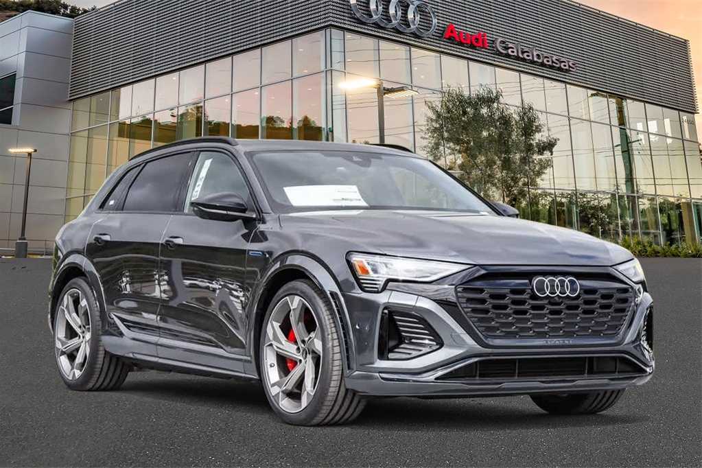 2024 Audi SQ8 e-tron Premium Plus 3