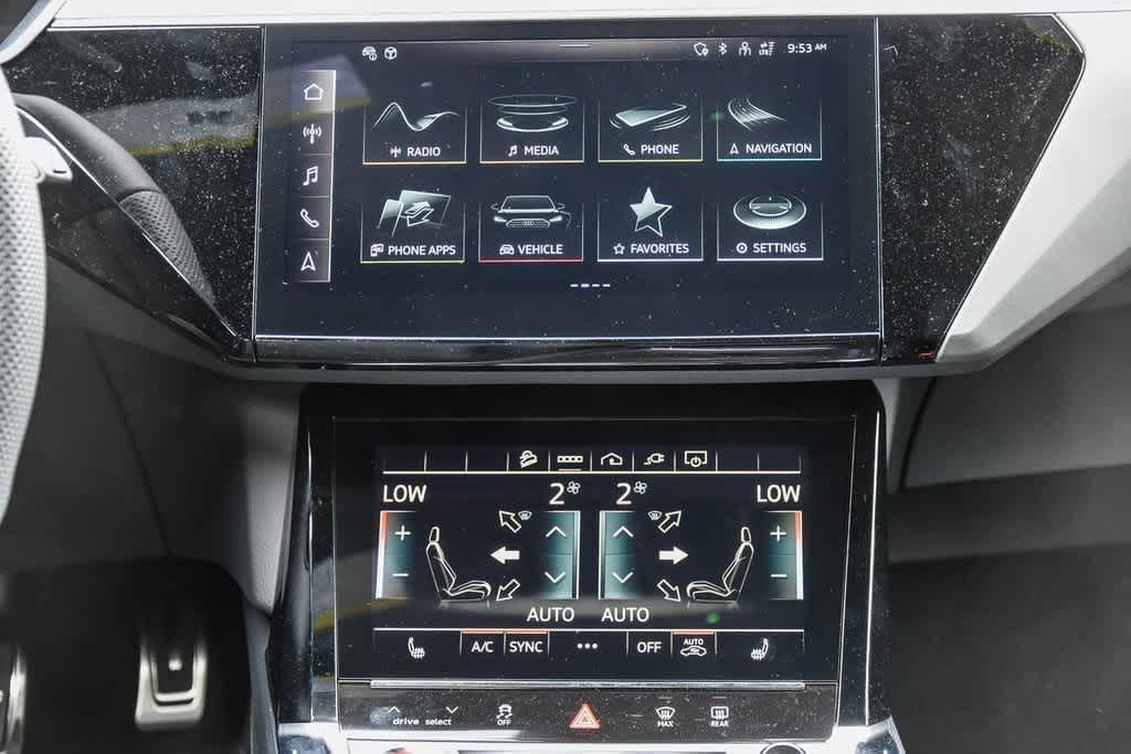 2024 Audi SQ8 e-tron Premium Plus 12