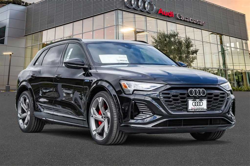 2024 Audi SQ8 e-tron Premium Plus 3