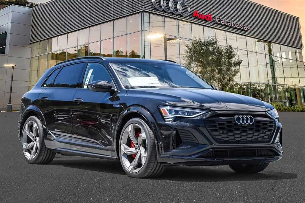 2024 Audi SQ8 e-tron Premium Plus 3