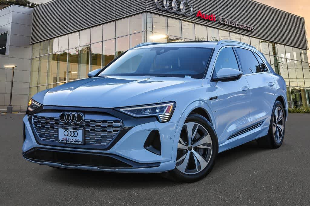 2024 Audi Q8 e-tron quattro Premium Plus AWD