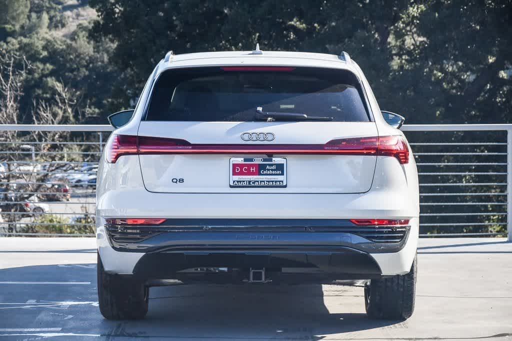 2024 Audi Q8 e-tron Premium Plus 5