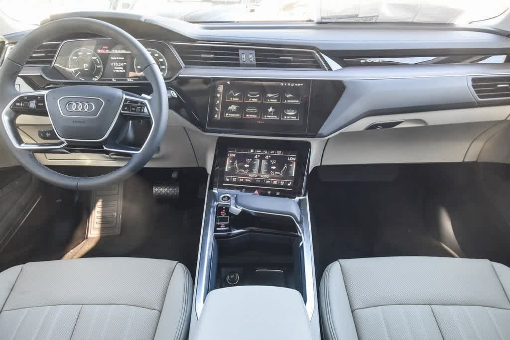 2024 Audi Q8 e-tron Premium Plus 11