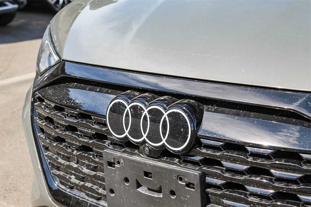 2024 Audi Q8 e-tron Premium Plus 9