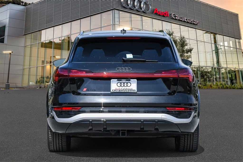 2024 Audi SQ8 e-tron Prestige 5