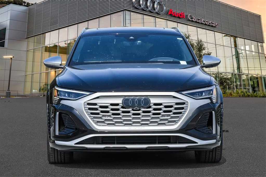 2024 Audi SQ8 e-tron Prestige 2