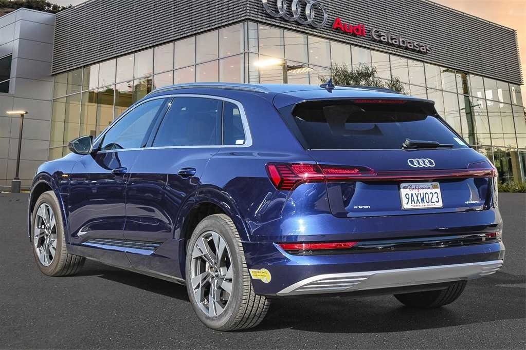 2022 Audi e-tron Premium 6