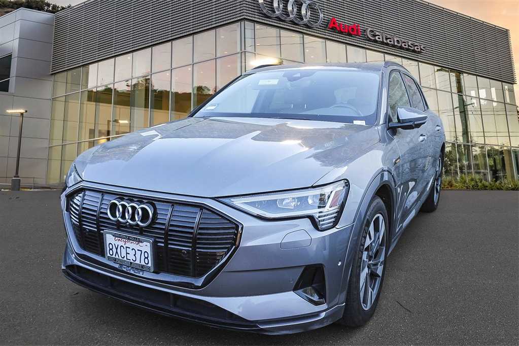 2021 Audi e-tron Premium 1