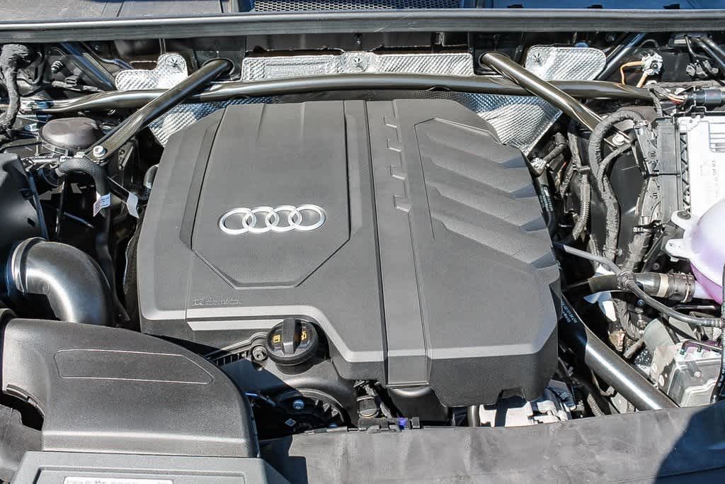 2024 Audi Q5 Premium 30