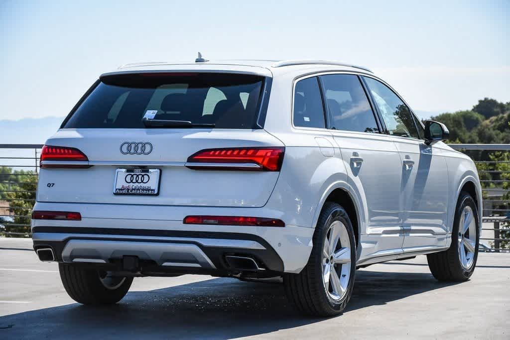 2025 Audi Q7 Premium 4