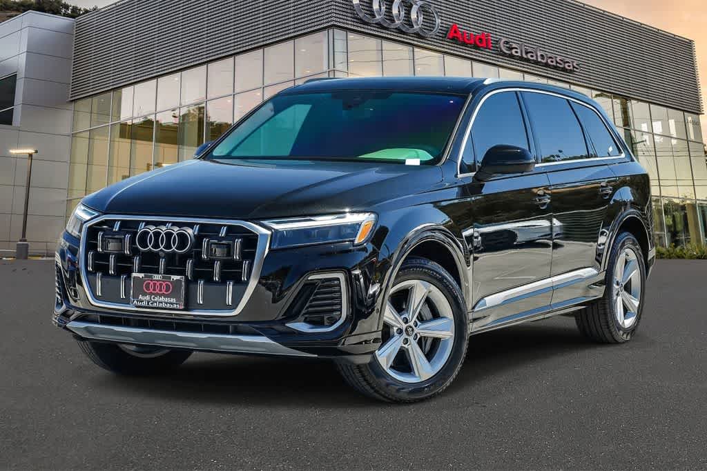 Mythos Black Metallic 2025 Audi Q7 quattro Premium 45 TFSI SUV / Crossover All-Wheel Drive 8-Speed Automatic