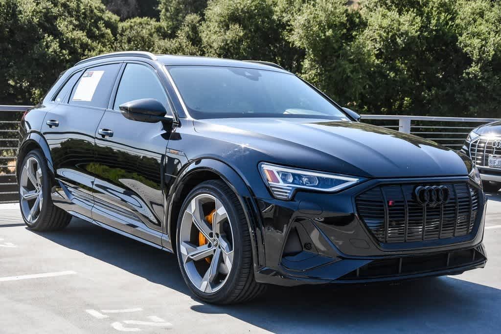 2023 Audi e-tron S Premium Plus 3